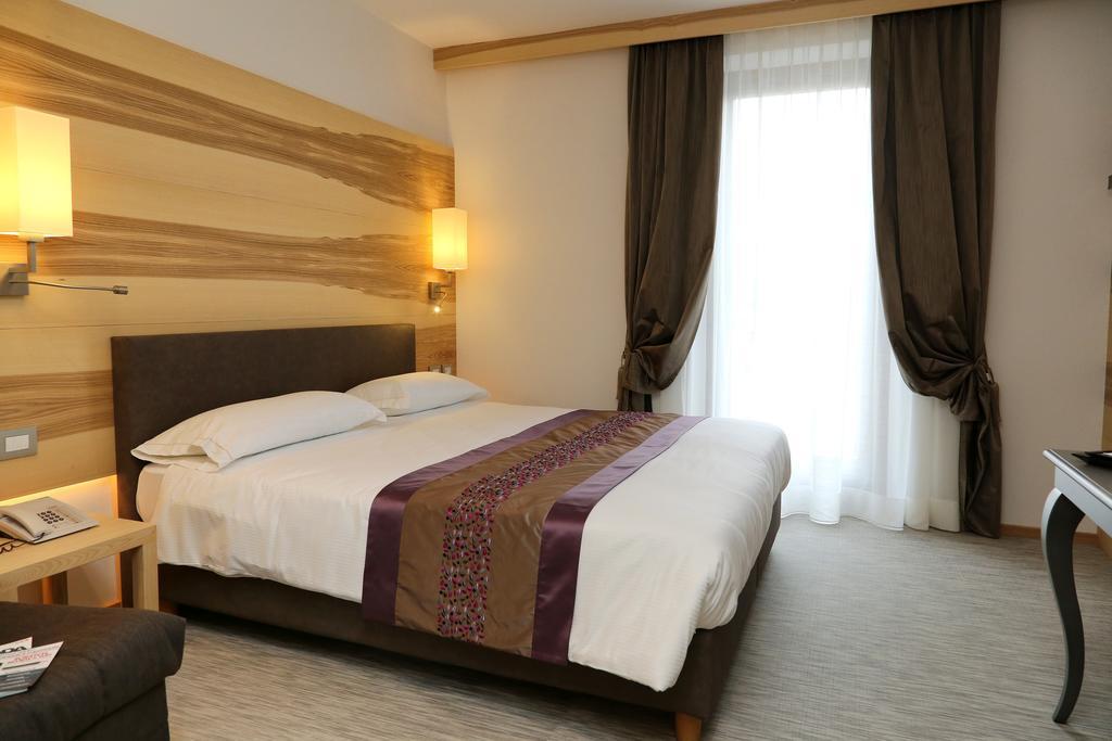 Garden Hotel 3*